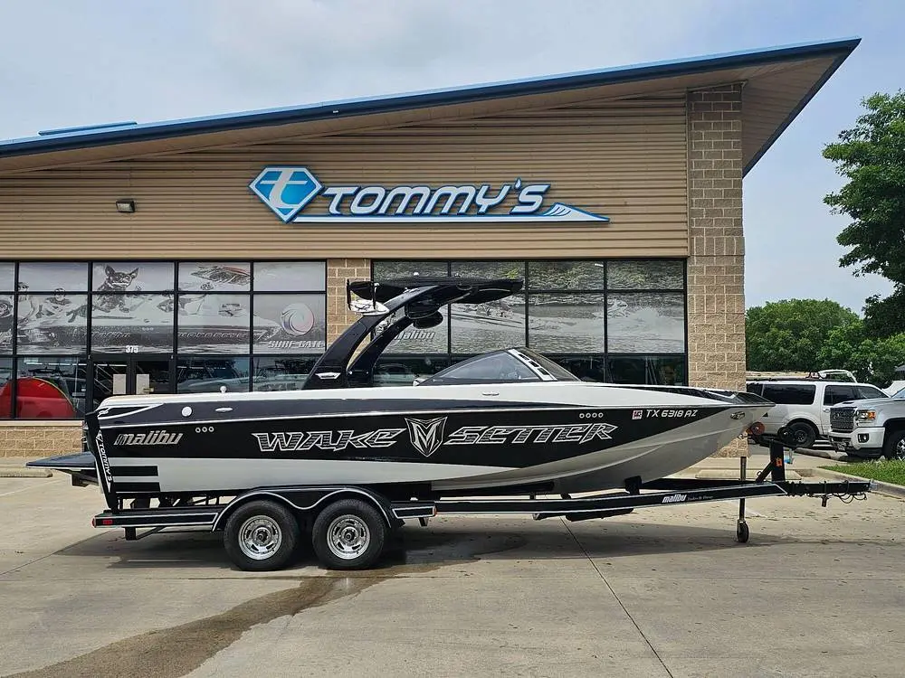 2009 Malibu wakesetter 23 lsv