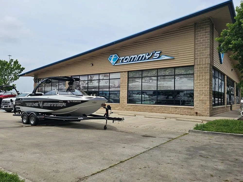 2009 Malibu wakesetter 23 lsv