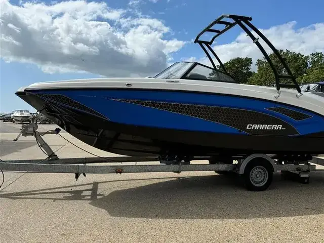 Carrera Boats 225