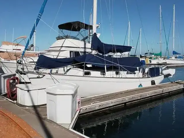 Islander 34