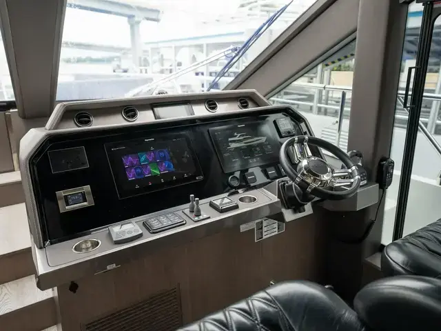 Galeon 640 Fly