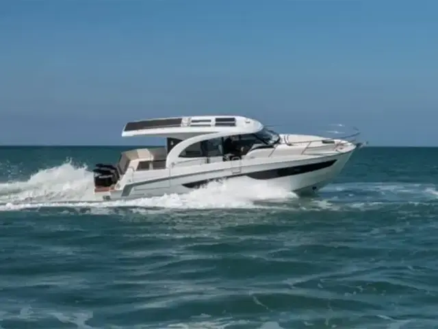 Beneteau Antares 11