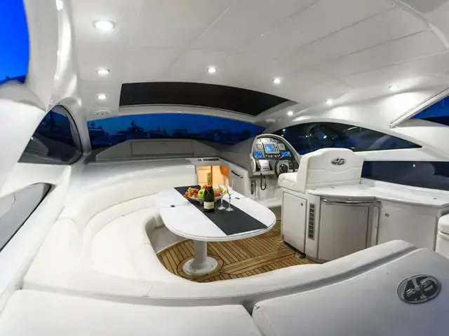 Pershing 46