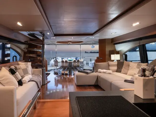 Azimut 100'