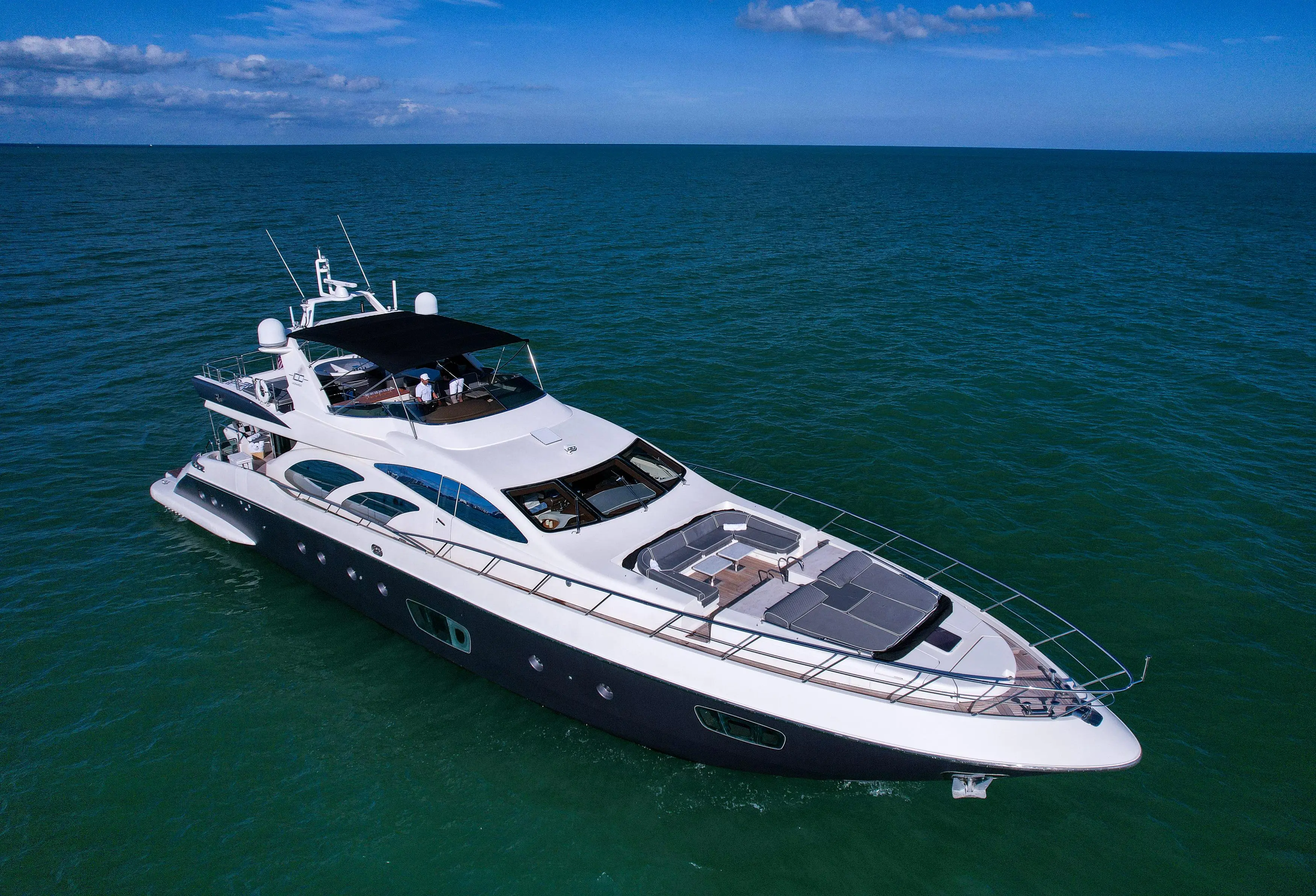 2010 Azimut 100'