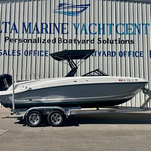 2021 Bayliner VR6