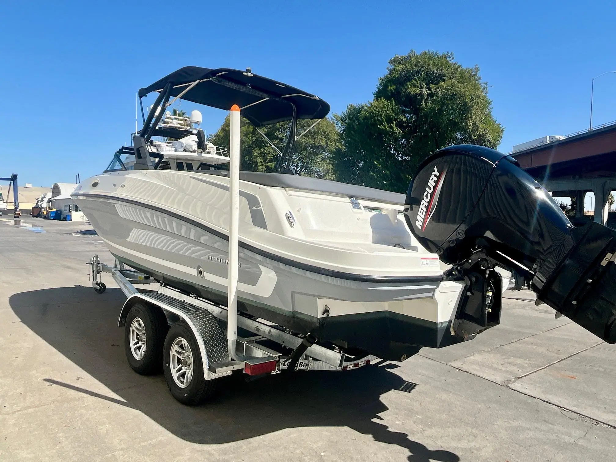 2021 Bayliner vr6