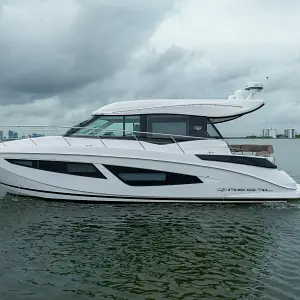 2018 Regal 42'