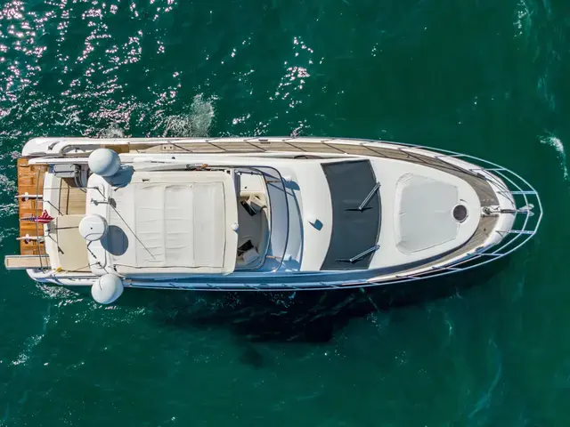 Azimut 53