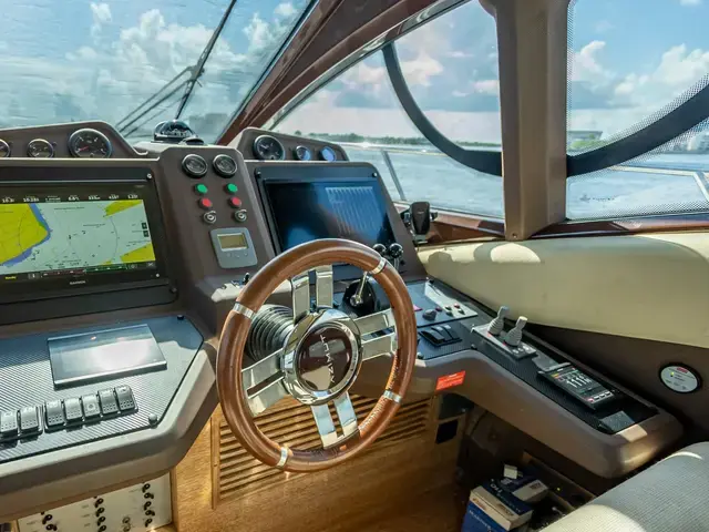 Azimut 53