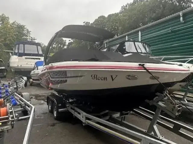 Regal Bowrider 2000