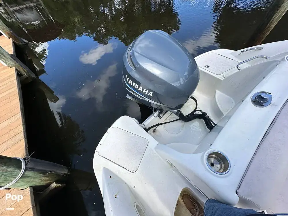 2007 Sea Ray 240 sundeck outboard