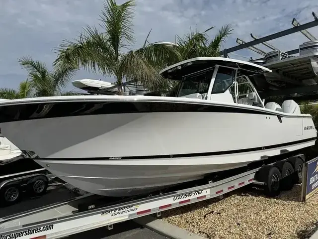 Blackfin Boats 332 CC