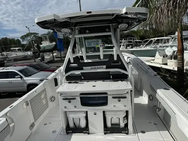 Blackfin Boats 332 CC