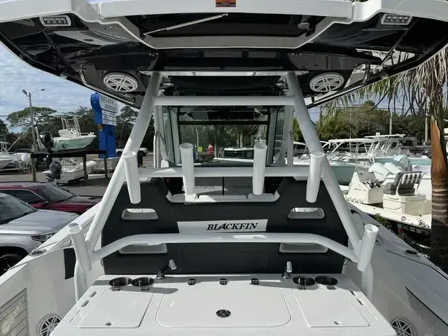 Blackfin Boats 332 CC