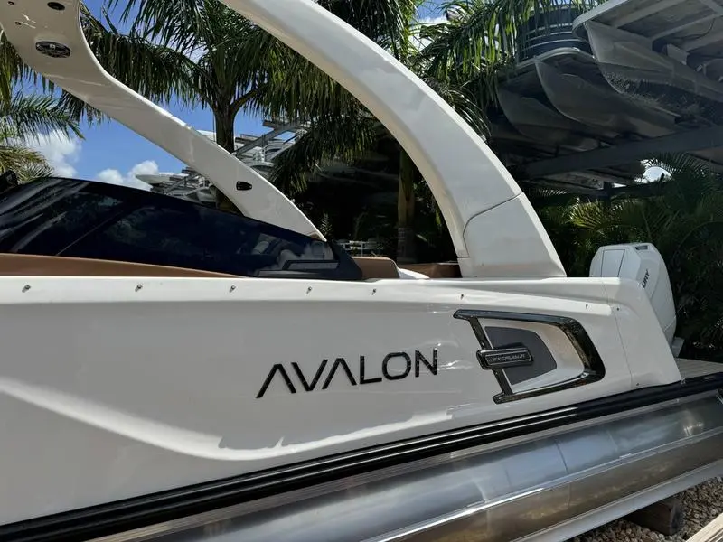 2025 Avalon excalibur ltd elite 27