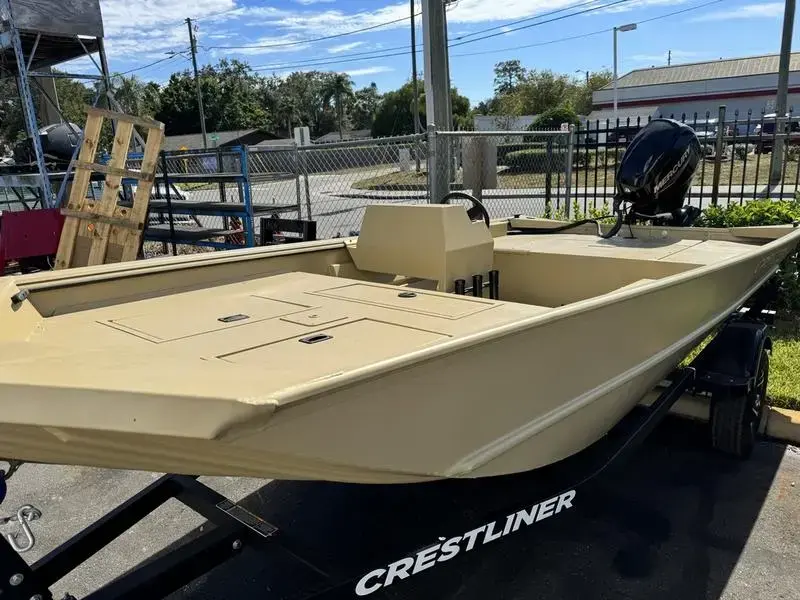 2024 Crestliner 1660 retriever sc