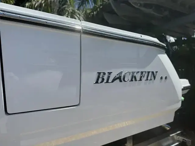 Blackfin Boats 332 CC