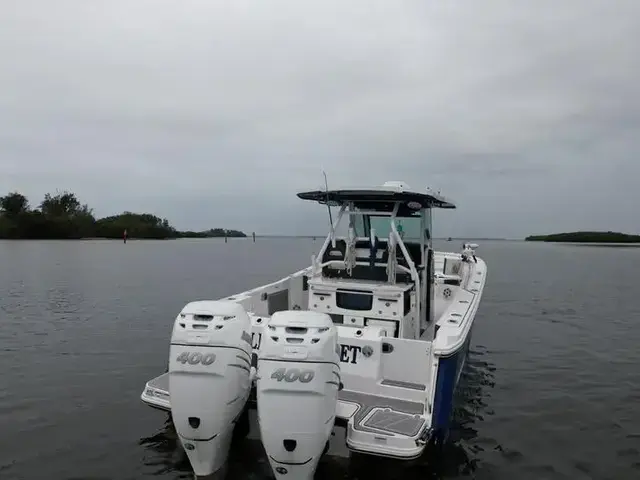 Blackfin Boats 332 CC