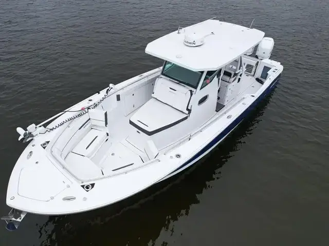 Blackfin Boats 332 CC