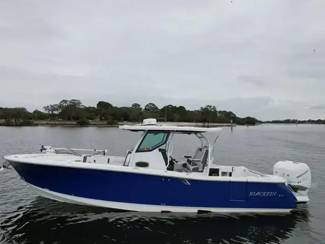 Blackfin Boats 332 CC