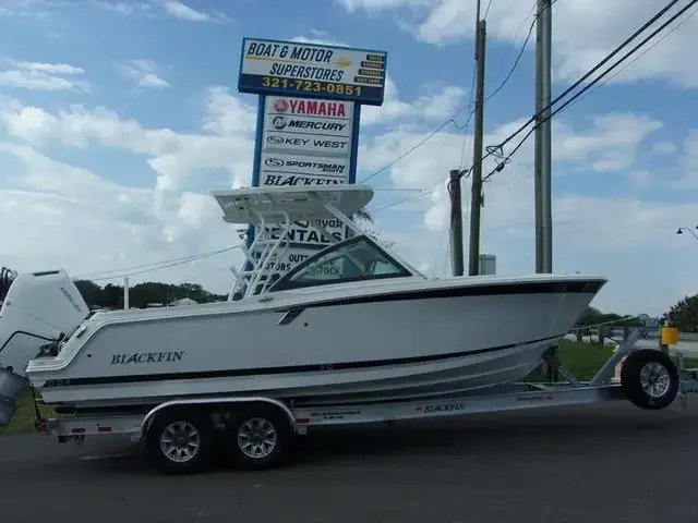 Blackfin Boats 252DC