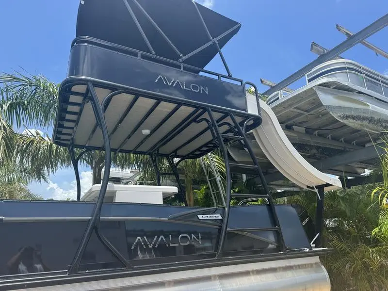 2025 Avalon catalina entertainer funship 27