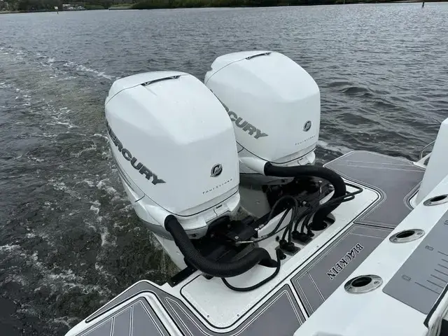 Blackfin Boats 332 CC