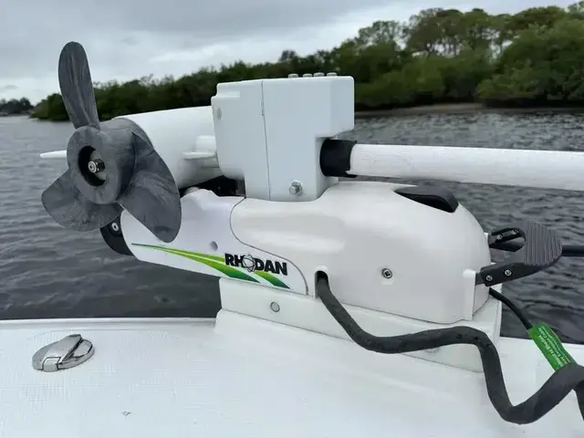 Blackfin Boats 332 CC