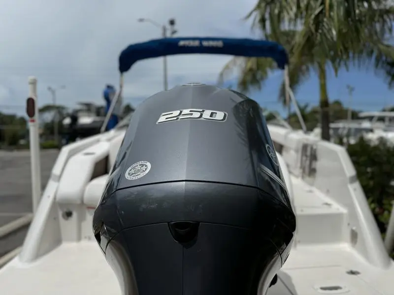 2018 Four Winns hd240 ob