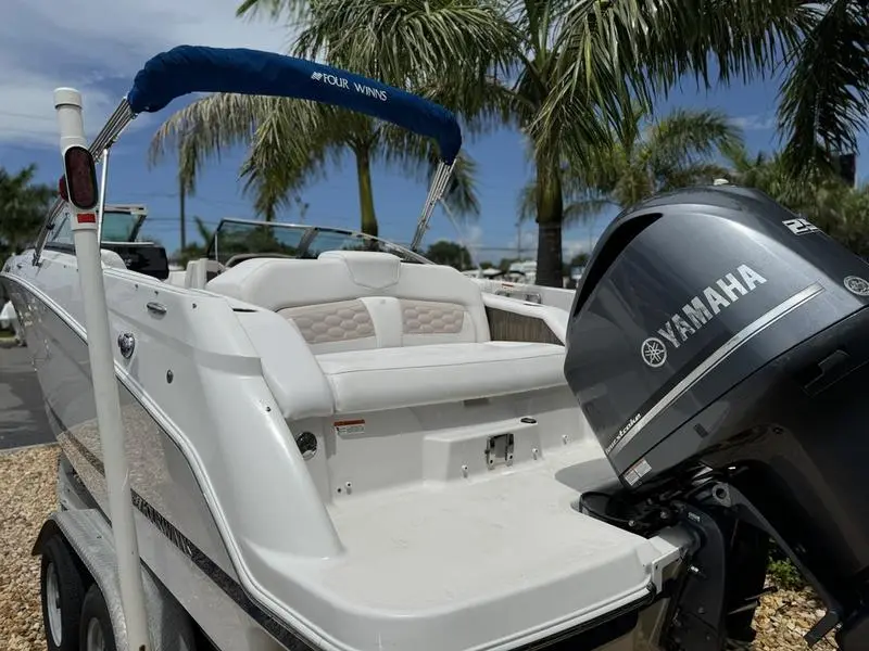 2018 Four Winns hd240 ob