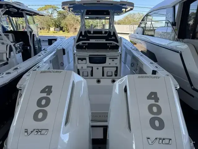 Blackfin Boats 332 CC