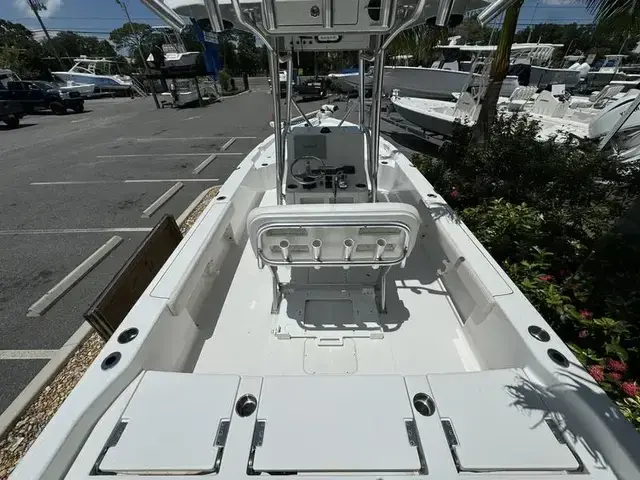 Blue Wave Boats 2600 Pure Bay