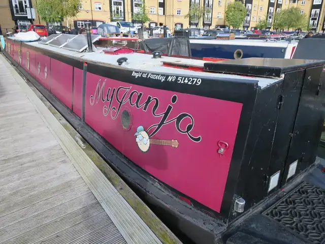 Colecraft Narrowboat