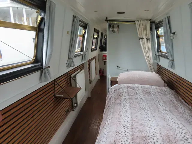 Keith Woods Narrowboat