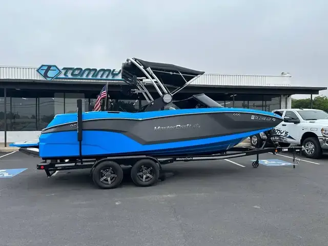 Mastercraft NXT 22