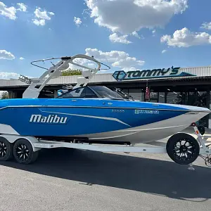 2019 Malibu Wakesetter 25 LSV