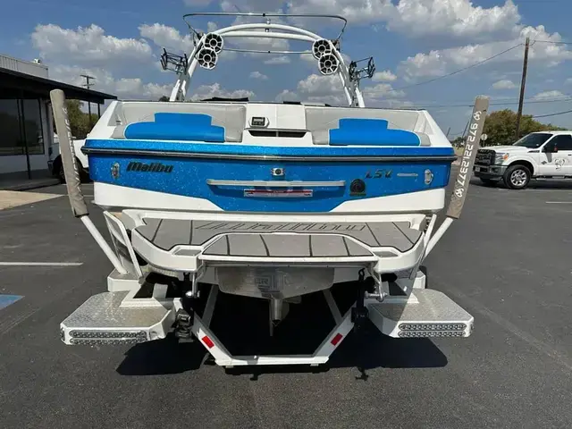 Malibu Wakesetter 25 LSV