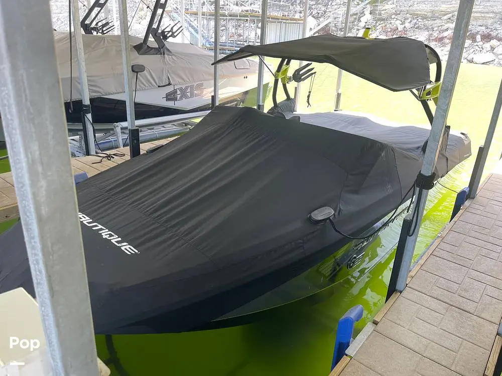 2015 Nautique g23