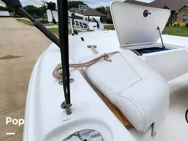 Tidewater Boats 1900 Bay Max