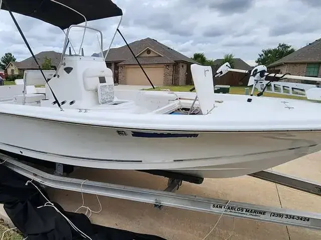 Tidewater Boats 1900 Bay Max