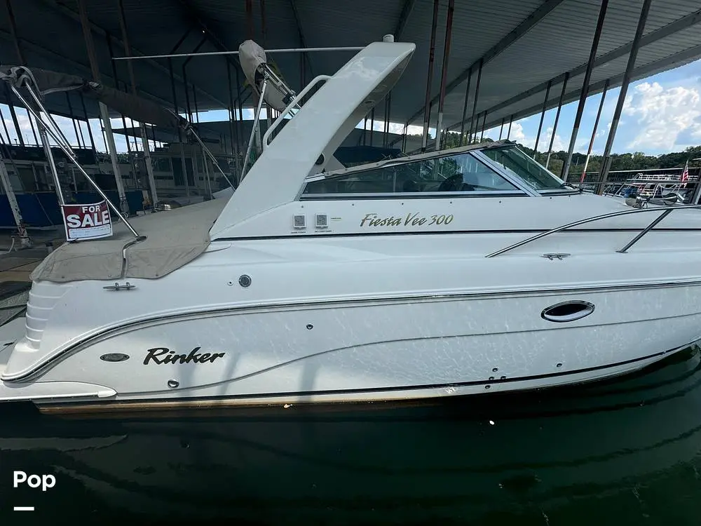 2005 Rinker fiesta vee 300