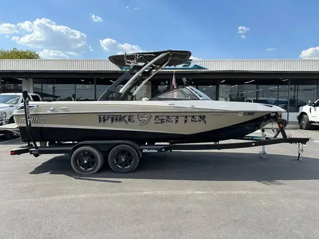 Malibu 23 LSV