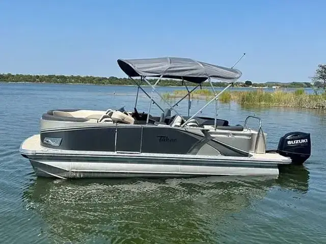 Tahoe 2185 LTZ Quad Lounger for sale in United States of America for $43,402 (£32,855)