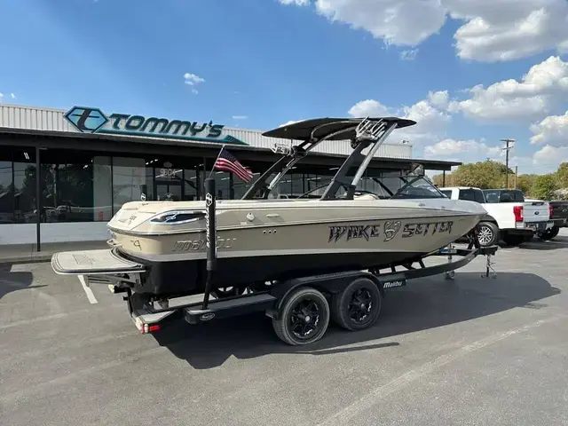 Malibu 23 LSV