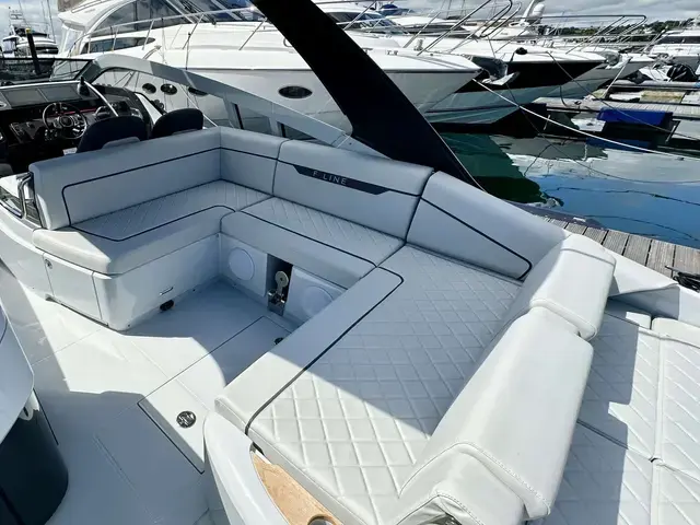 Fairline F Line 33