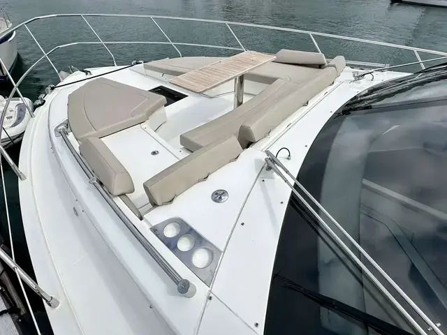 Fairline Squadron 53