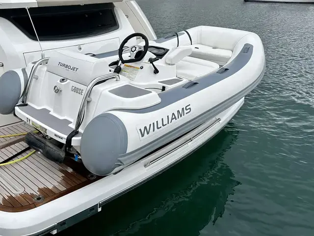 Fairline Squadron 53