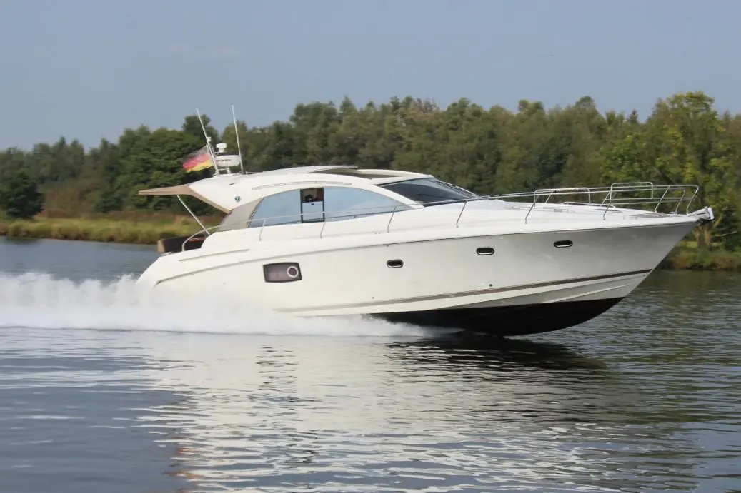 2012 Prestige 440s fresh water only