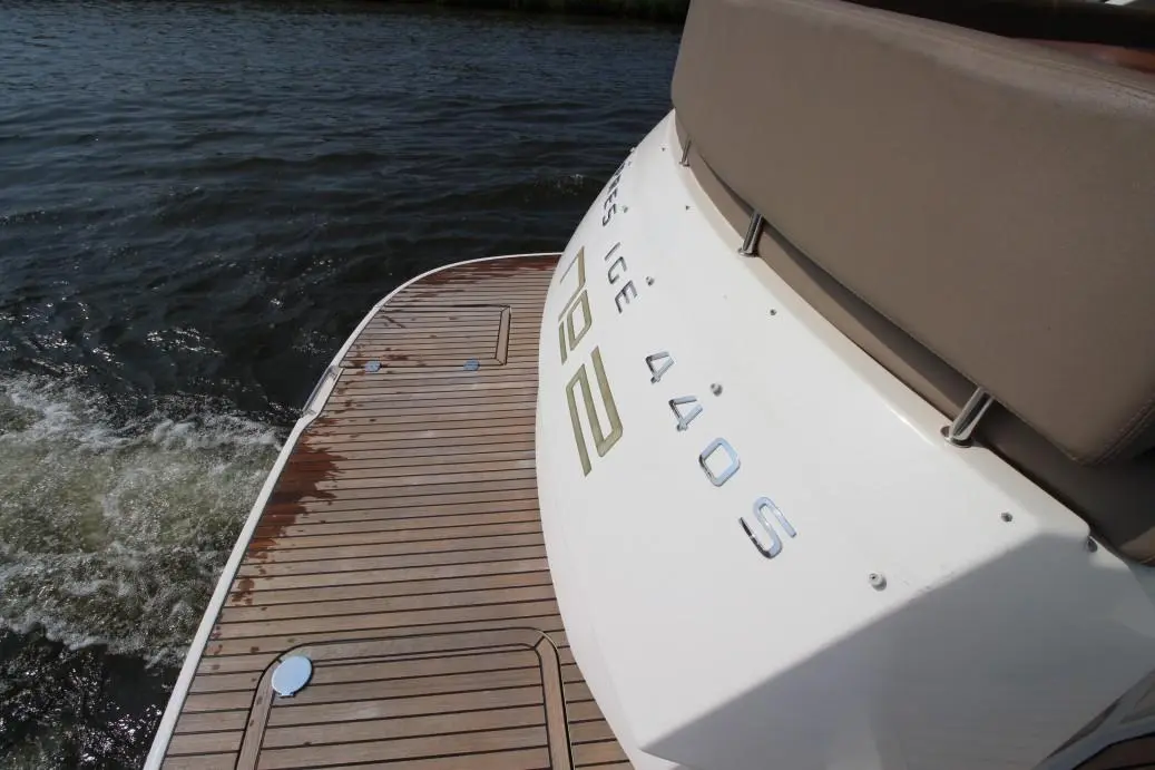 2012 Prestige 440s fresh water only